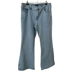 Express Mid Rise 70s Flare Jeans ✨